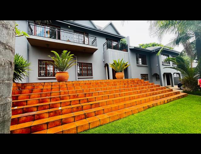 640M² OFFICE FOR SALE IN MORELETA PARK